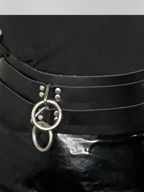 Black Triple-Strap Ring Accent  belt